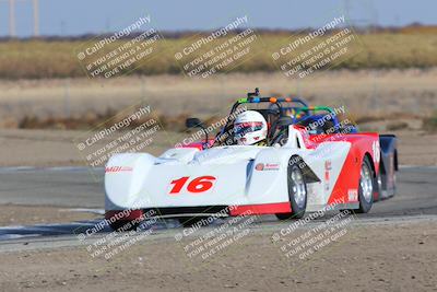 media/Nov-19-2022-CalClub SCCA (Sat) [[baae7b5f0c]]/Group 1/Race (Outside Grapevine)/